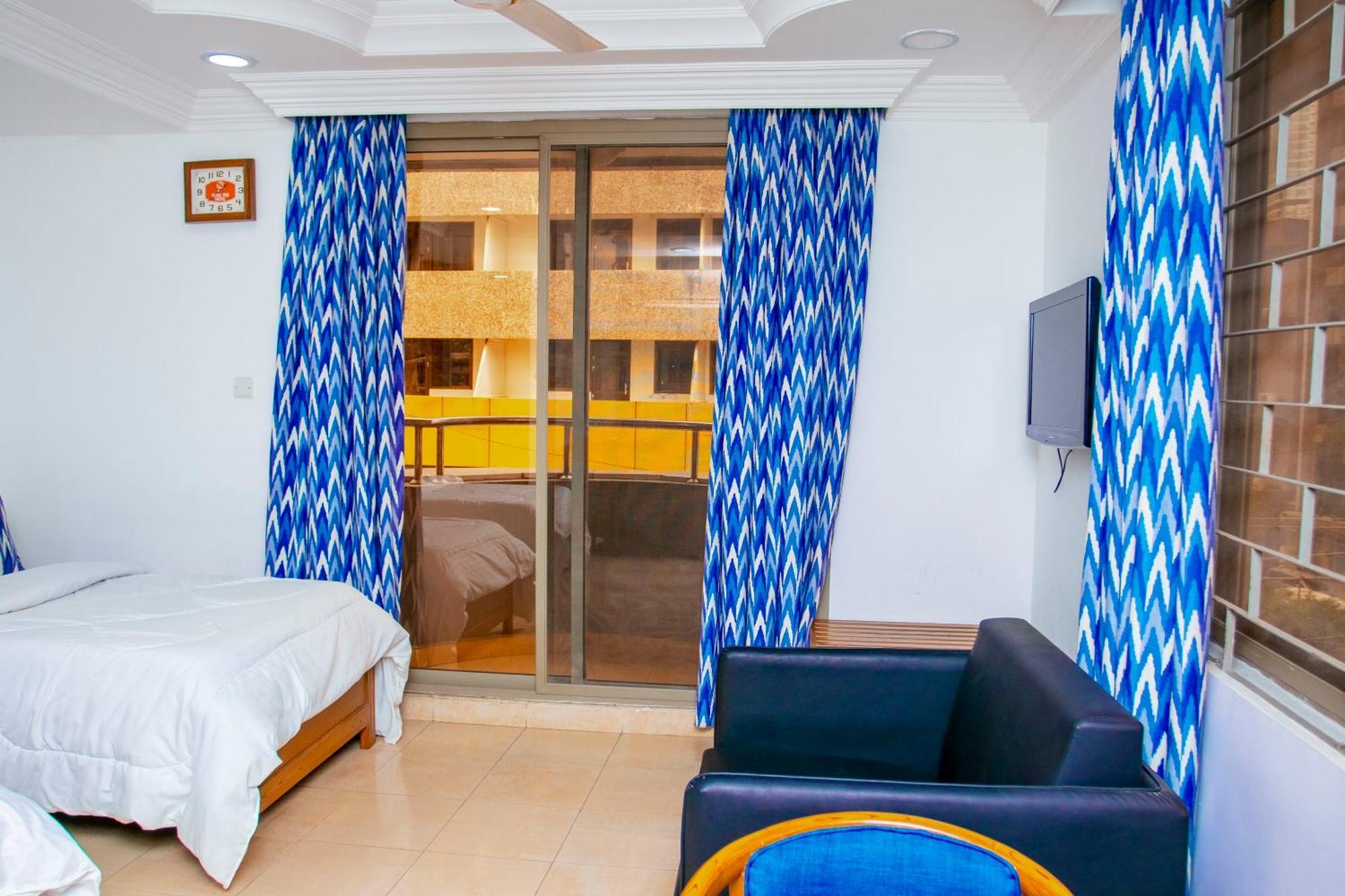 Sleep Inn Hotel - City Centre Дар-эс-Саламе Экстерьер фото
