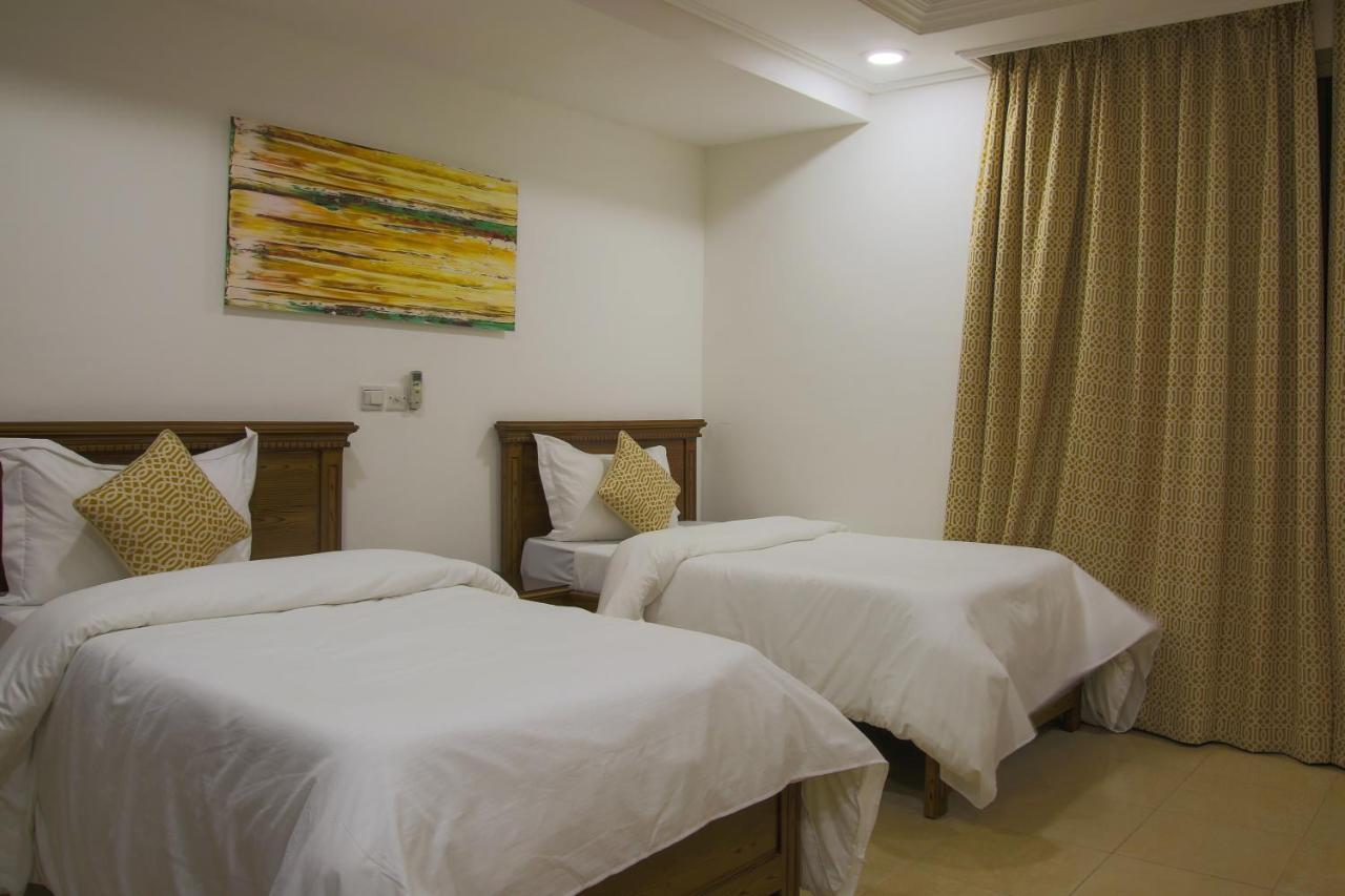 Sleep Inn Hotel - City Centre Дар-эс-Саламе Экстерьер фото