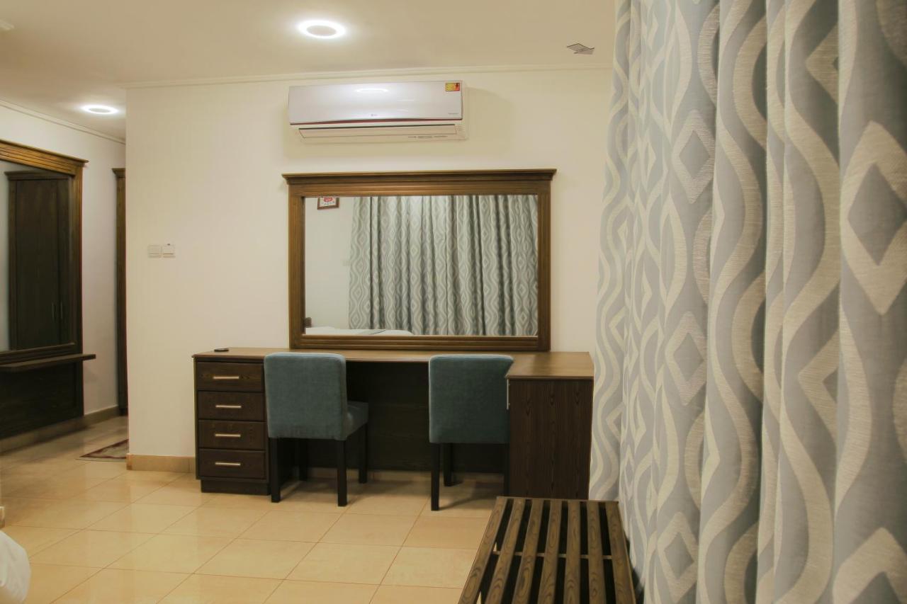 Sleep Inn Hotel - City Centre Дар-эс-Саламе Экстерьер фото