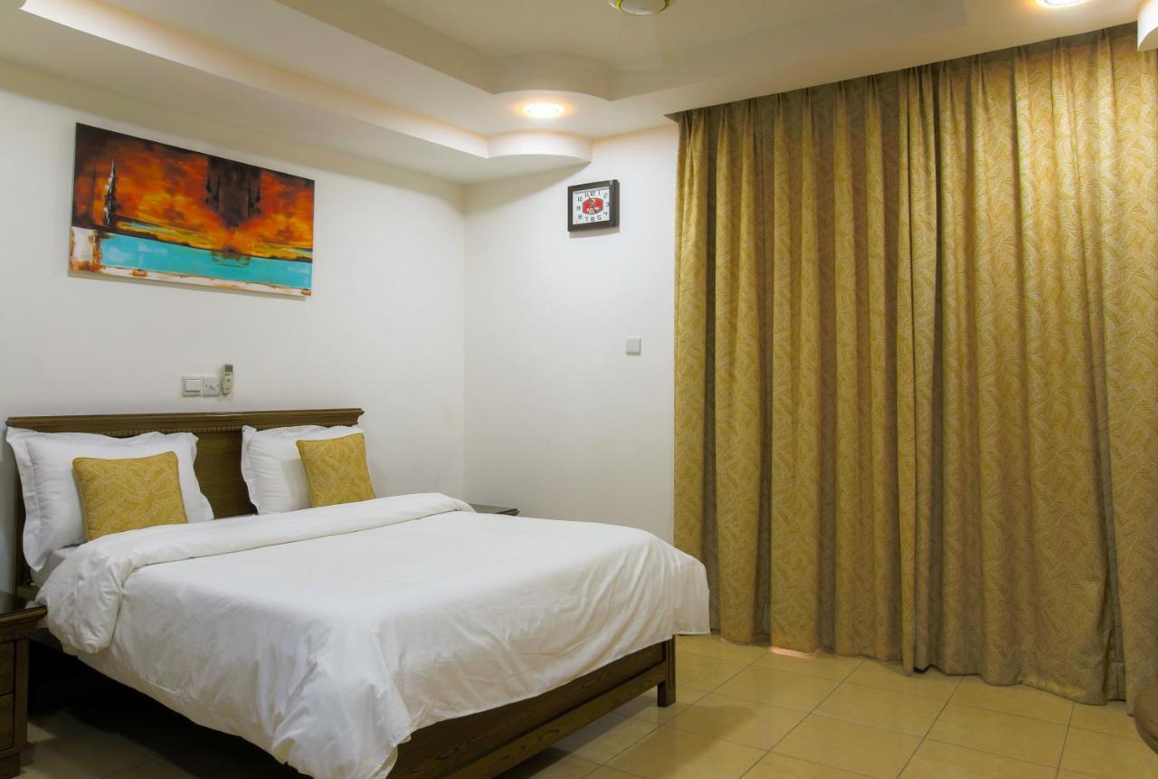 Sleep Inn Hotel - City Centre Дар-эс-Саламе Экстерьер фото